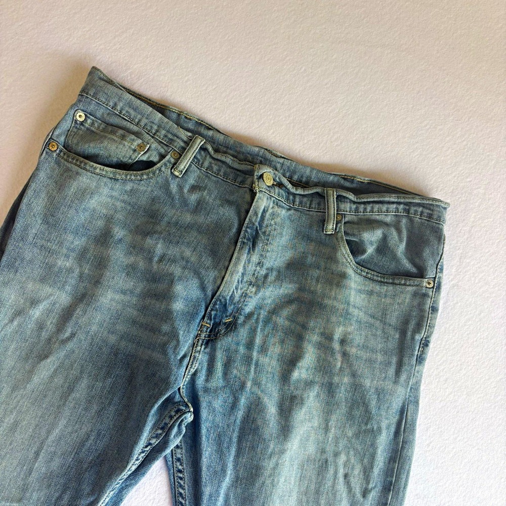 Levi's 505 Series Men's Light Wash Blue Straight Denim Jeans 5-Pocket 38X34